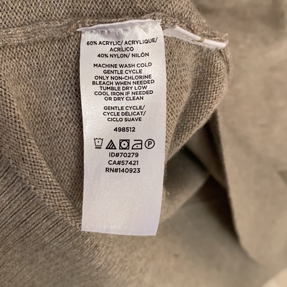 Ann Taylor - Loft soft v-neck sweater. Gently worn. Smoke free home. - Picture 3 of 5